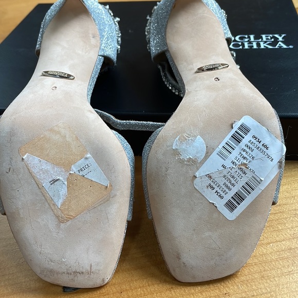 Badgley Mischka Satin Stiletto Heels, Size 6 - Picture 11 of 15